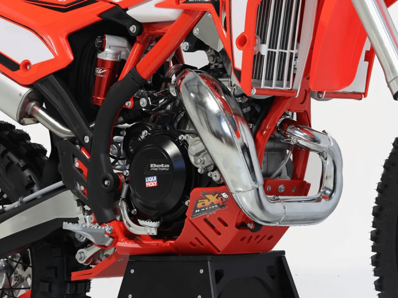 AXP Racing Xtrem Skid Plate - Red - Beta 250/300 X-Trainer AX1682