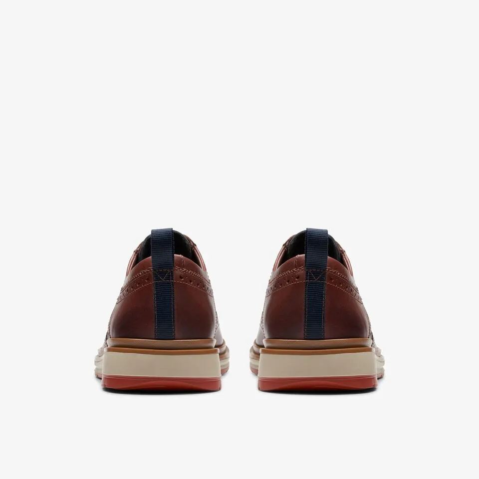 Clarks Men's Chantry Wing British Tan Comb 26176101