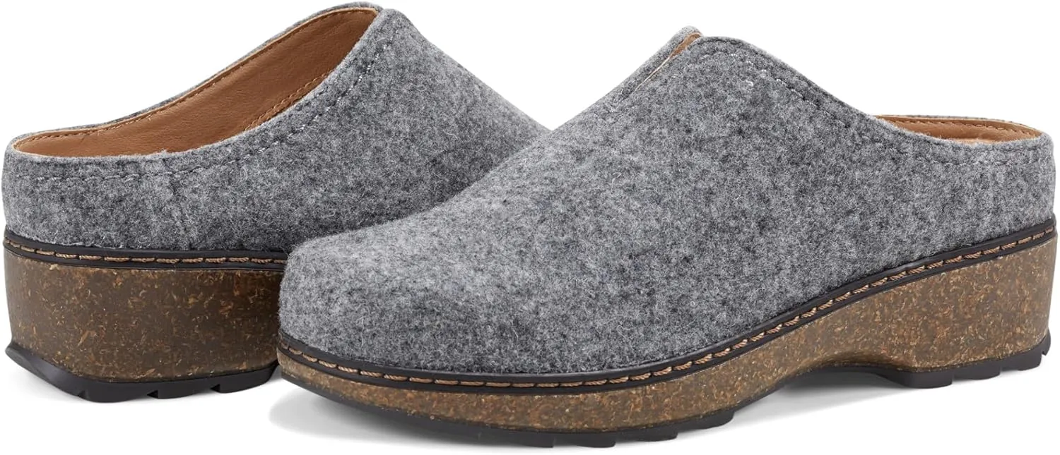 Earth Women's Mule Clog
