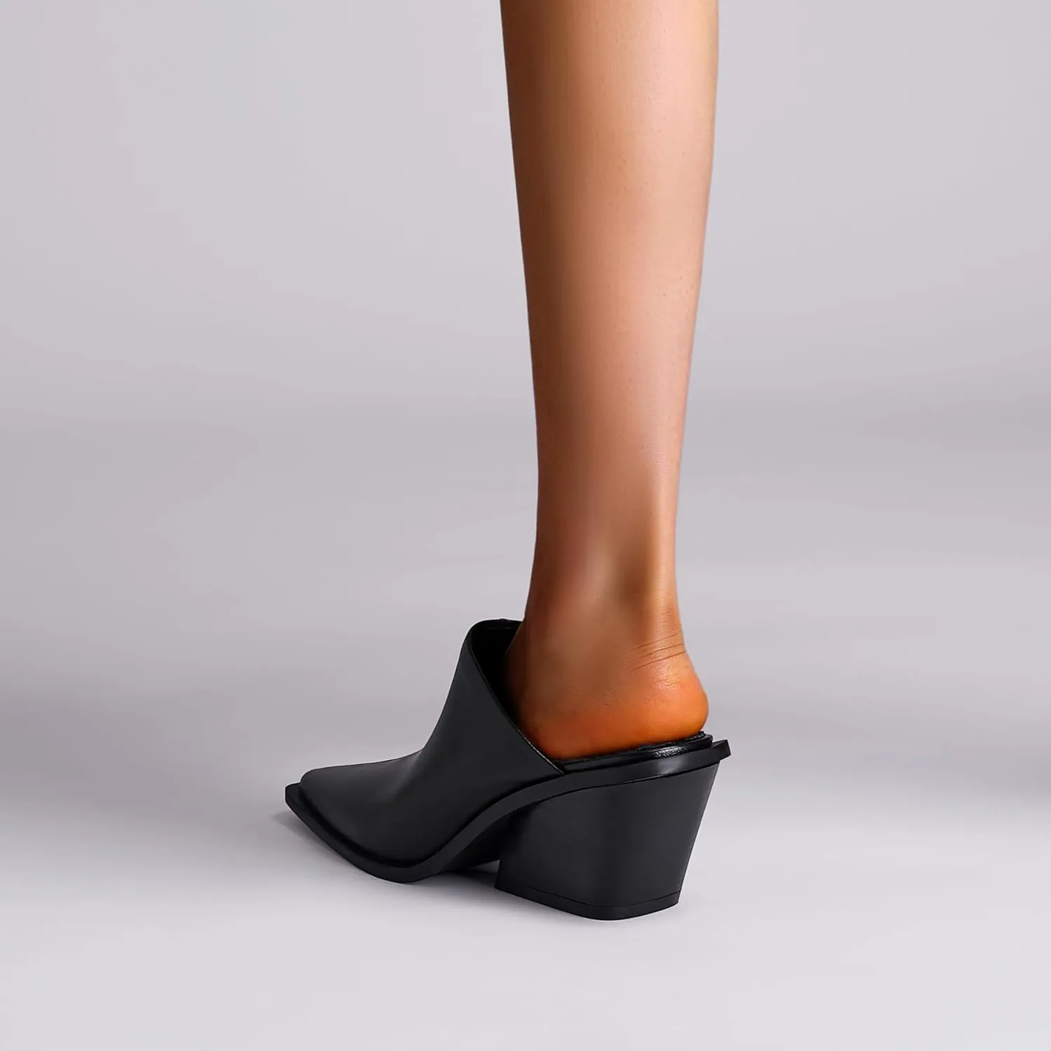 keleimusi Cowboy Loafer Leather Mules for Women Pointed Toe Western Chunky Heeled Slides