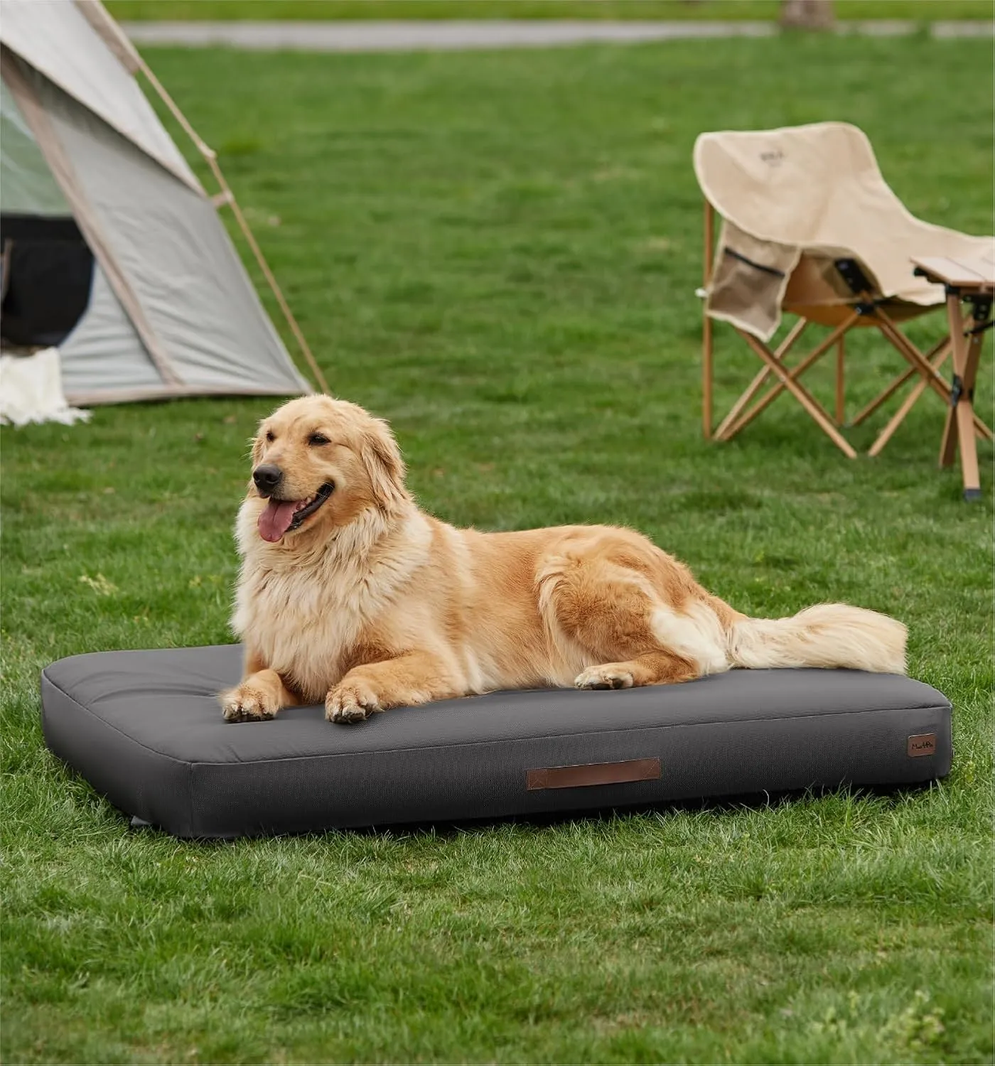 Made4Pets Inflatable Dog Bed Outdoor Waterproof – Self-Inflating Dog Camping Bed for Medium to Large Breeds, Heavy-Duty Oxford Fabric, Foldable Travel Pet Bed with Built-in Pump, Grey, 44"x32"x4"