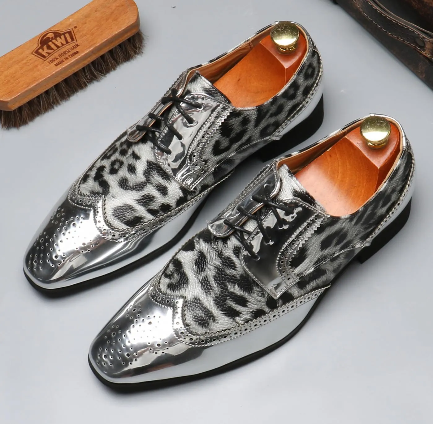Mens Oxfords Formal Dress Leopard Texture Wingtip Derby Glossy Leather Shoes for Men Fashion Wedding Prom Modern Shoes Business Casual Tuxedo Luxury Shoes