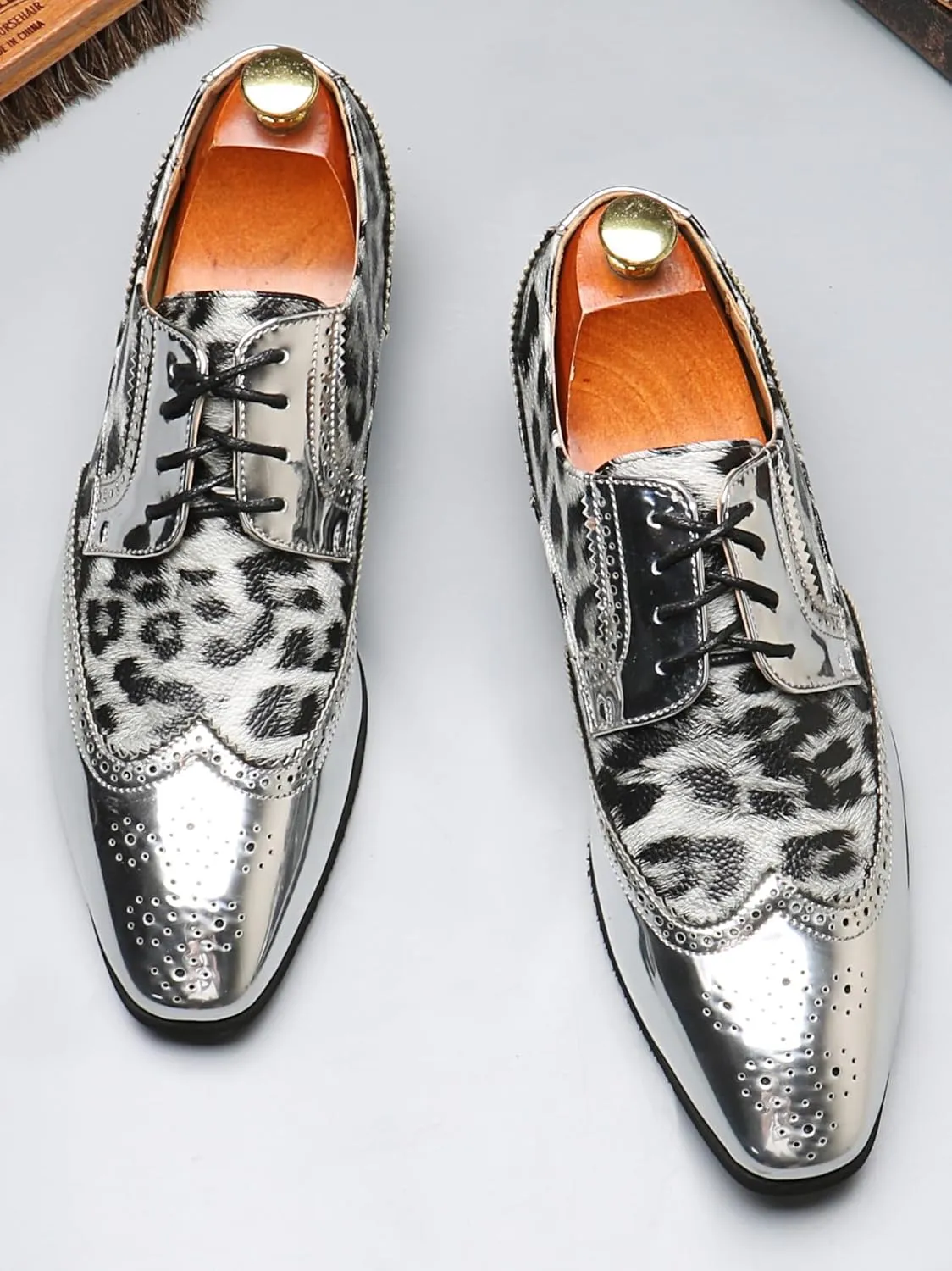 Mens Oxfords Formal Dress Leopard Texture Wingtip Derby Glossy Leather Shoes for Men Fashion Wedding Prom Modern Shoes Business Casual Tuxedo Luxury Shoes