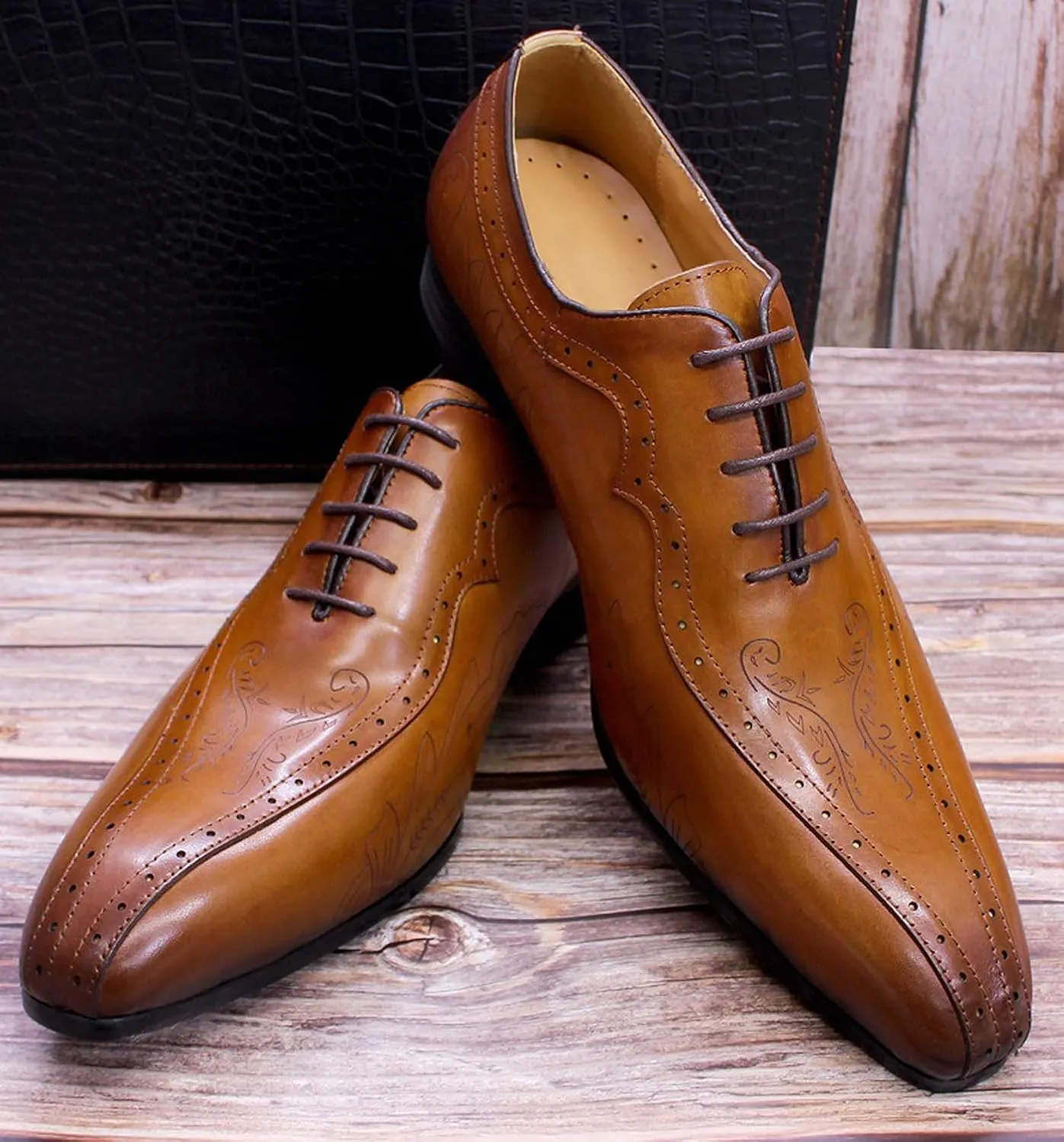 Mens Oxfords Genunie Leather Formal Dress Suit Shoes Wingtip Brogues Modern Luxury Derby Fashion Prom Wedding Business Casual Comfortable Tuxedo Shoes for Men
