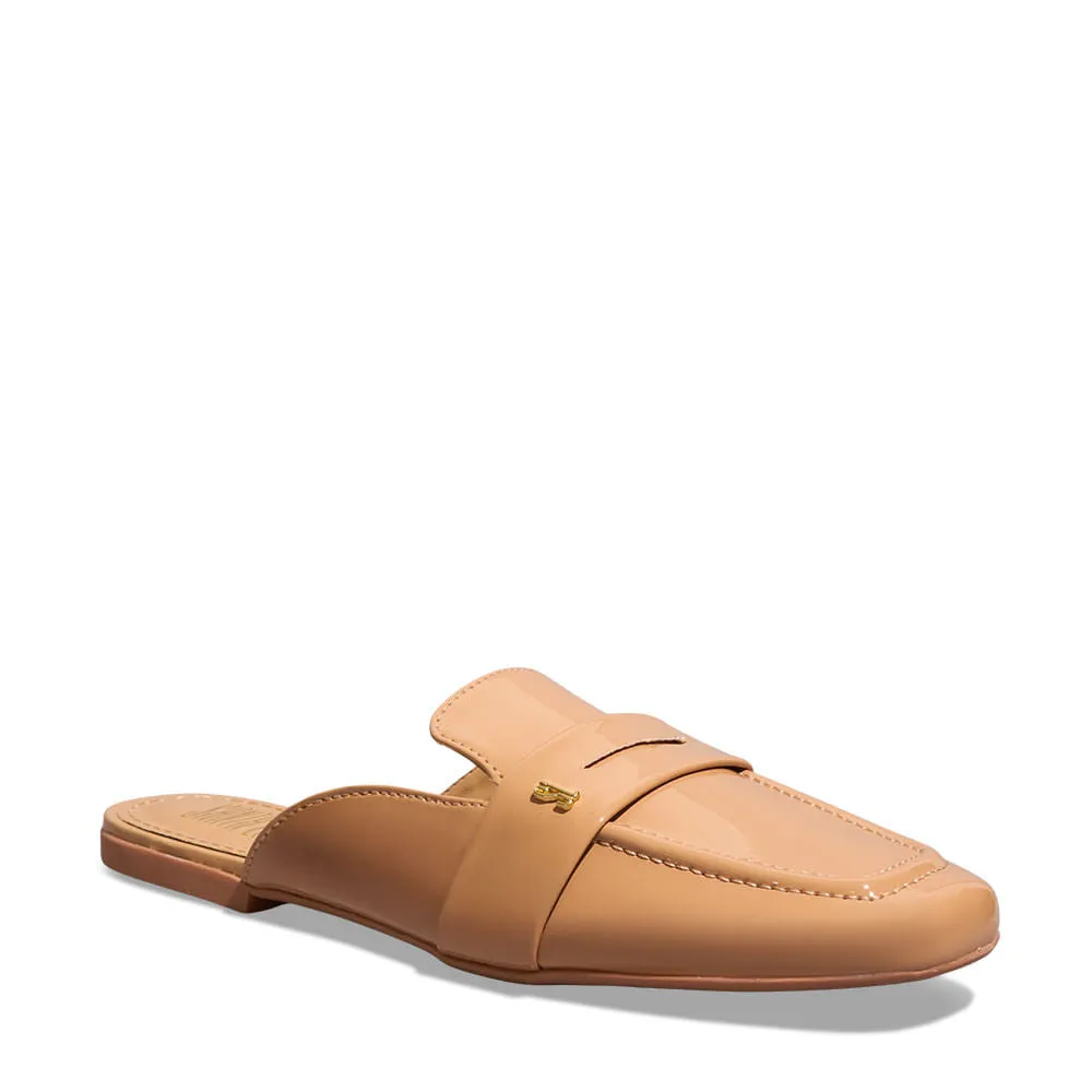Mule Santa Lolla Caramelo Verniz Bico Quadrado