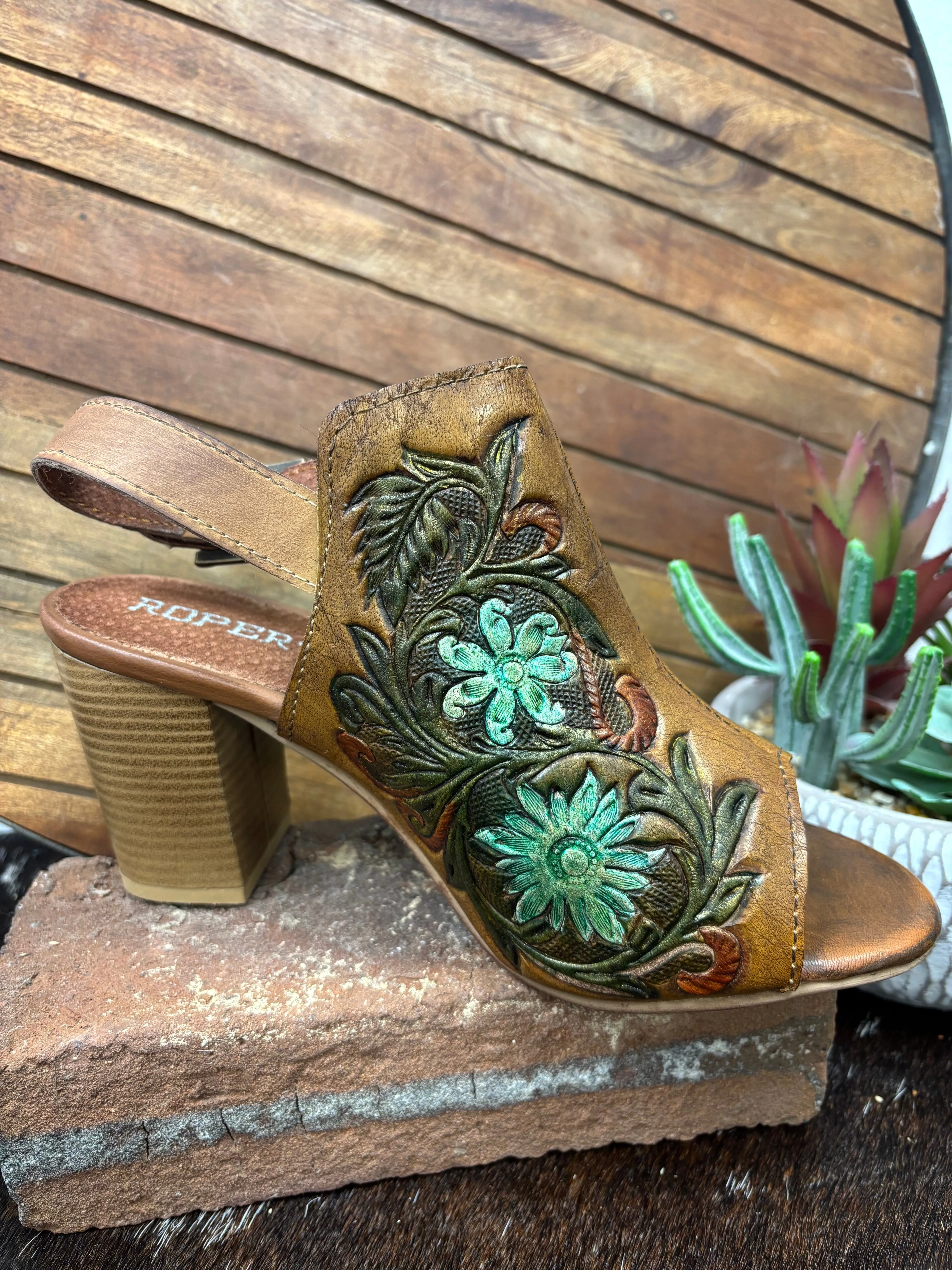 Roper Women's Tan Floral Tooled Leather Open Toe Zip Mule Sandal 0946-3307