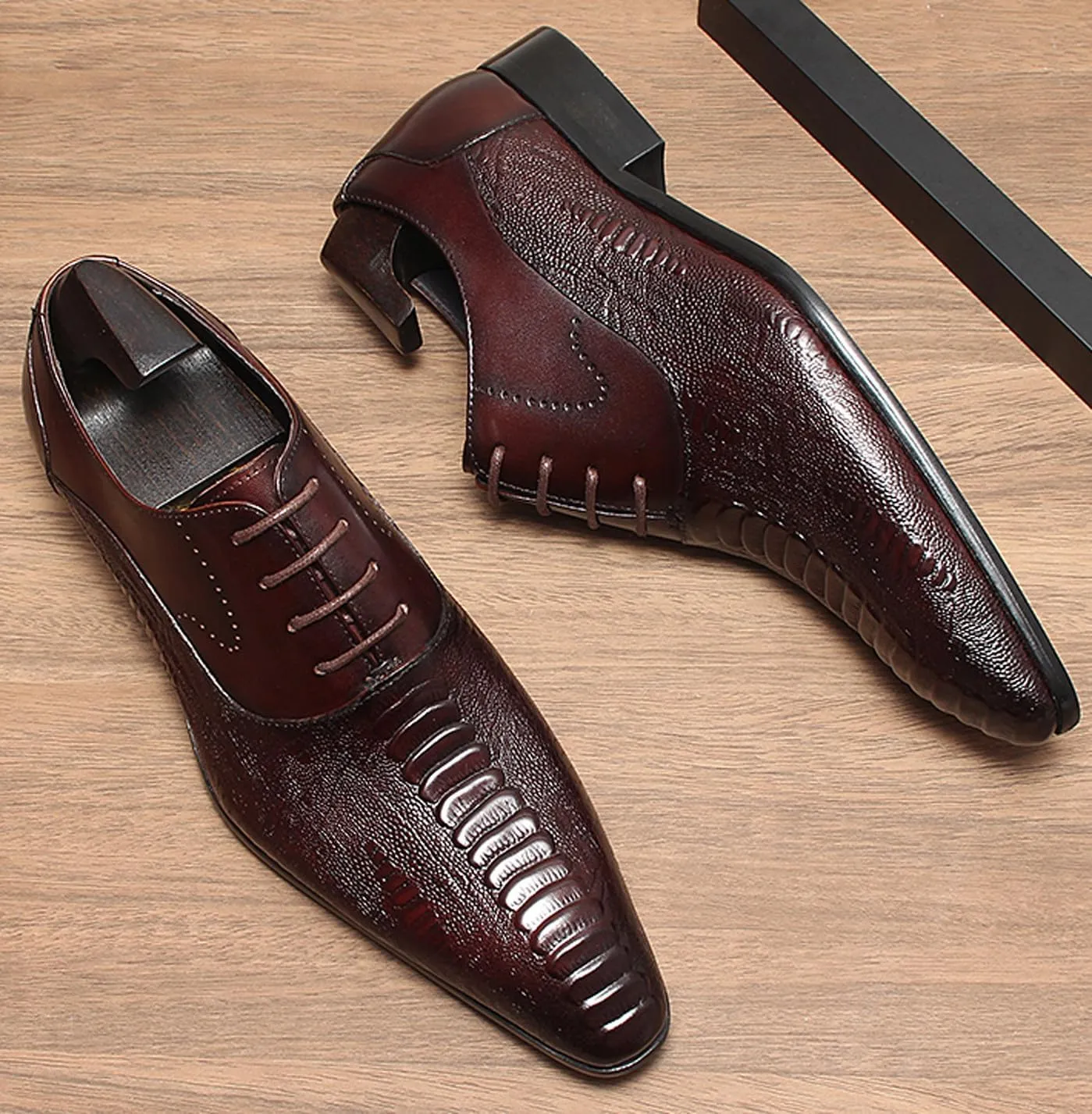 Santimon Men’s Leather Oxford Dress Shoes – Classic Lace-Up Formal Derby Shoes with Crocodile Embossed Detailing, Anti-Slip Sole & Cushioned Insole for Business, Wedding & Party