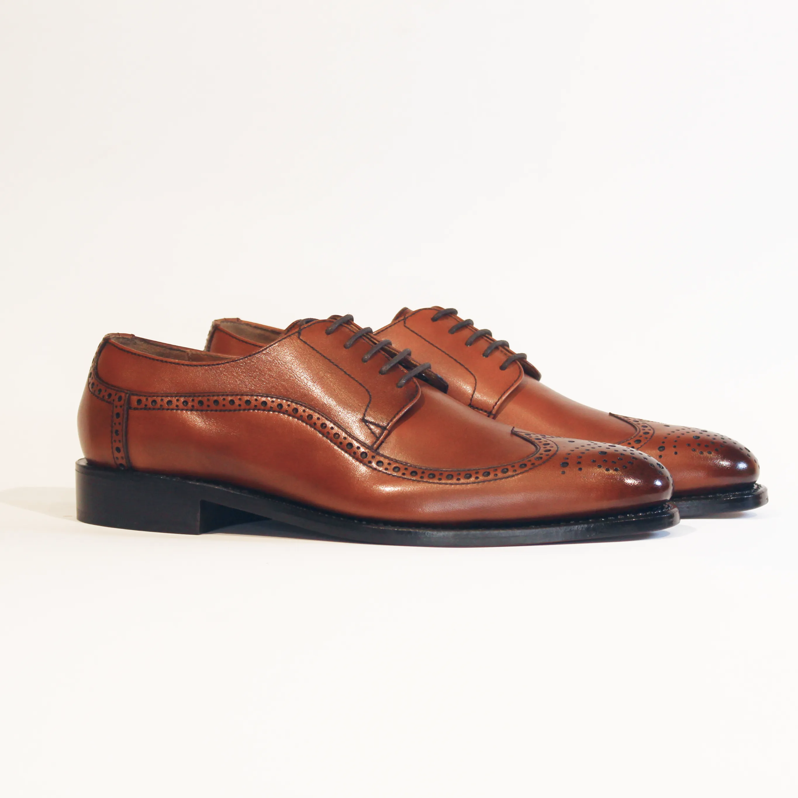 Wingtip Brogue Derby Tan