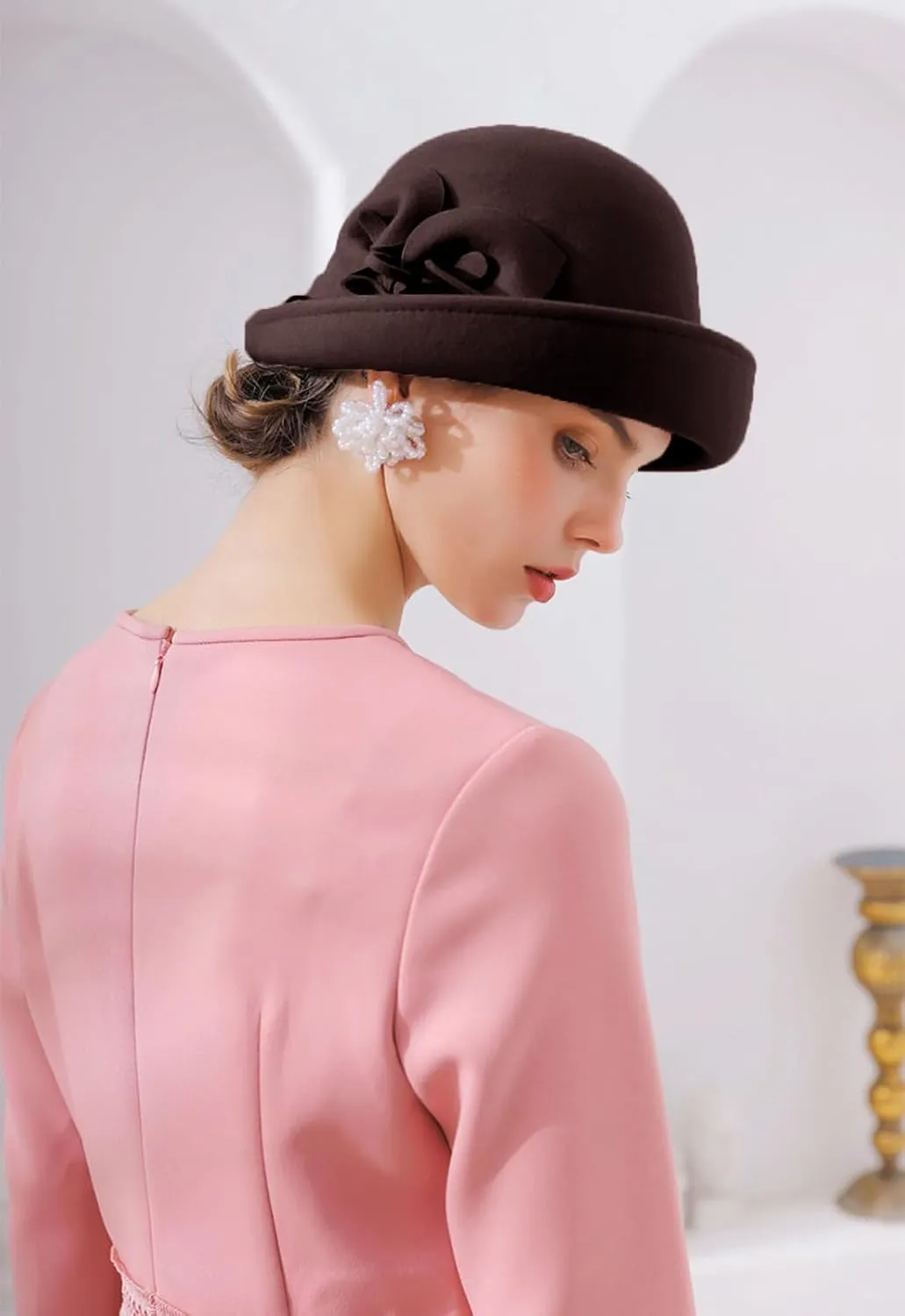 Women's Vintage 100% Wool Felt Cloche Bucket Bowler Hat Winter Vintage Bow Fedoras Church Derby Fascinator Hat